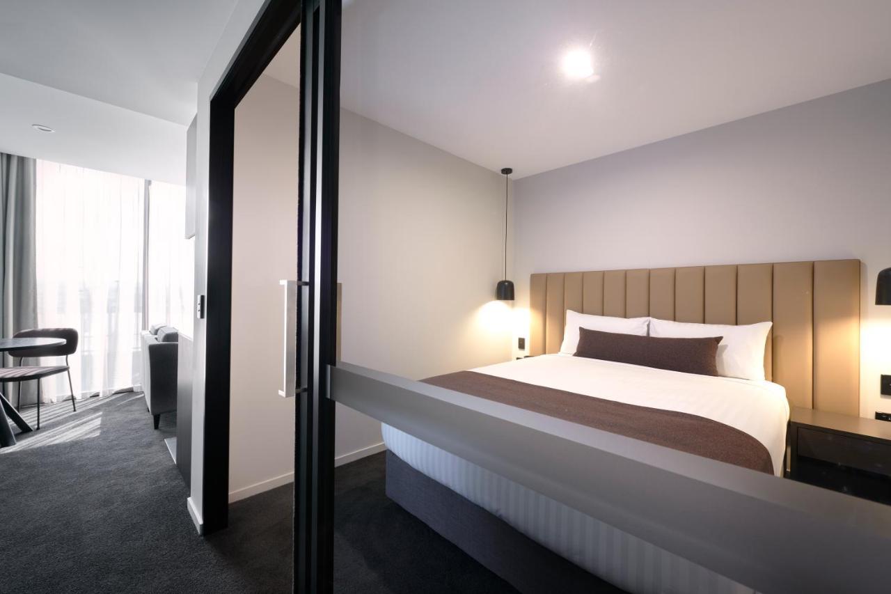 Abode Belconnen Hotel Canberra Exterior foto
