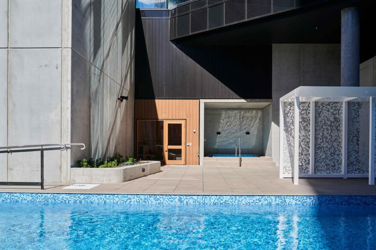 Abode Belconnen Hotel Canberra Exterior foto